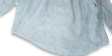 Cargar imagen en el visor de la galería, Rehaciendo camisas/ Bajo el cerebro
